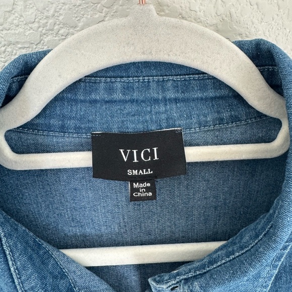 Vici Blue Denim Puff Sleeve Mini Dress - Picture 3 of 4
